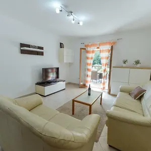  Apartment Lumbre
